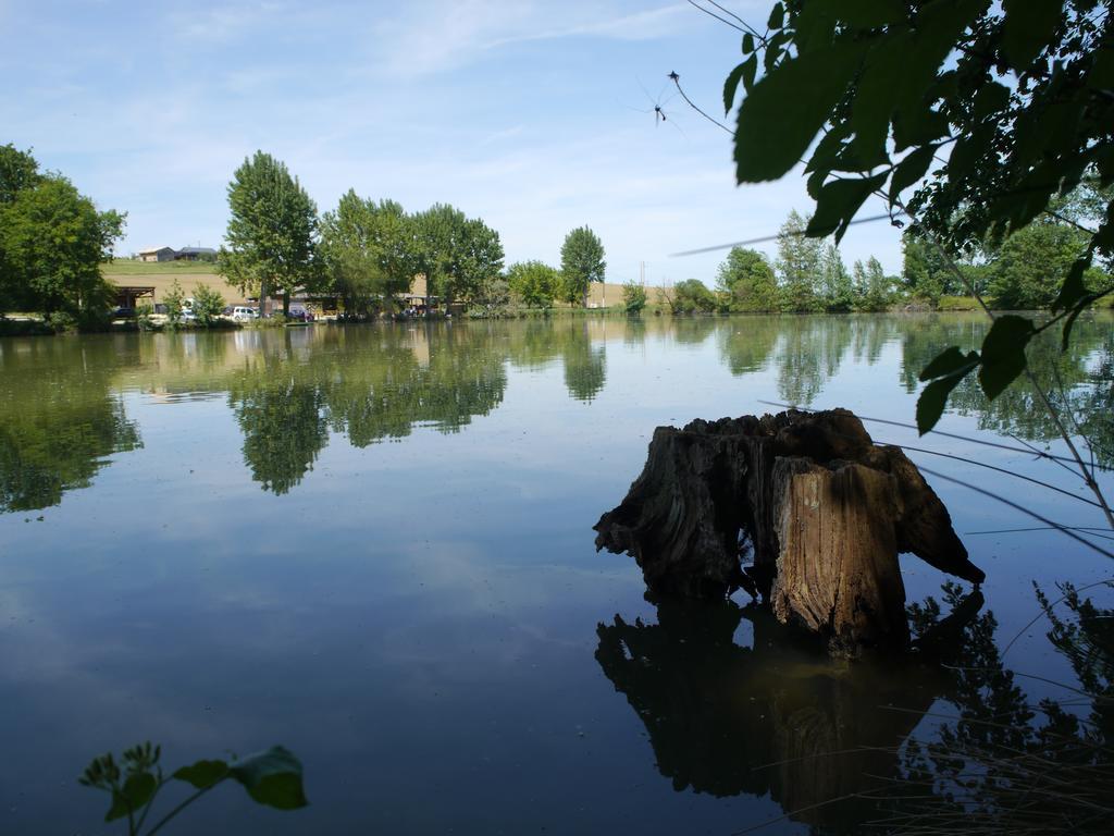 Lac De Cancon 外观 照片